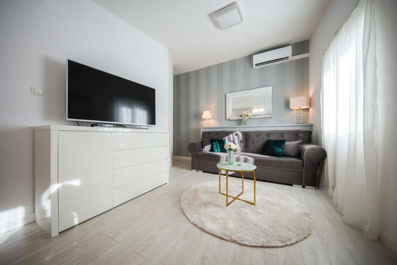 Lux Garden Luxury Apartment Split Buitenkant foto